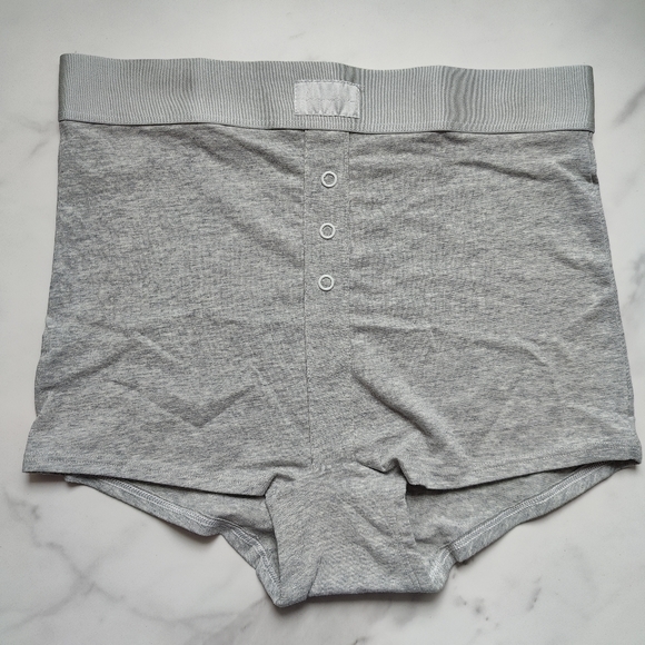 NWOT PINK VICTORIA'S SECRET SMOOTH HIGH-WAIST BOYSHORT PANTY IN HEATHER CHARCOAL - Picture 1 of 4
